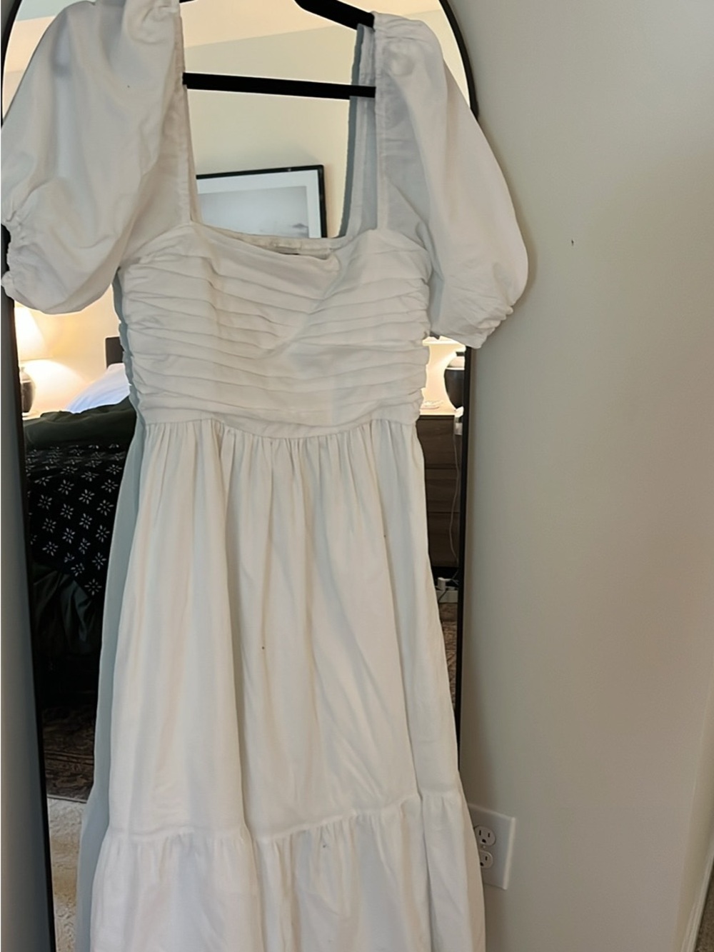 Abercrombie & Fitch White Puff-Sleeve Midi Dress